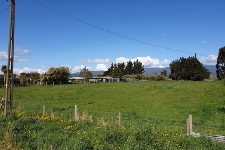 Photo of property in 73 Papatotara Road, Tuatapere, 9620