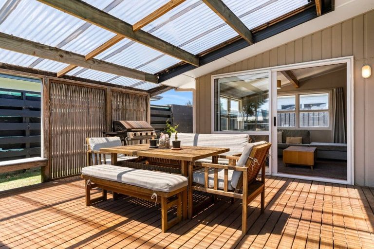 Photo of property in 6 Mardi Place, Mount Maunganui, 3116