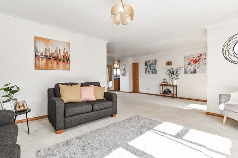 Photo of property in 2/505 Fitzroy Avenue, Hastings, 4122