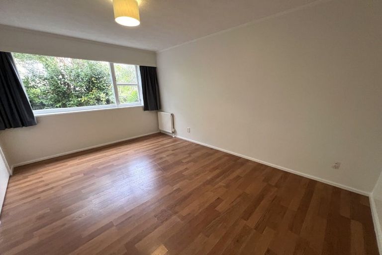 Photo of property in 5 Crofton Road, Ngaio, Wellington, 6035