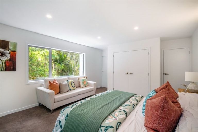 Photo of property in 173 Manuka Road, Bayview, Auckland, 0629