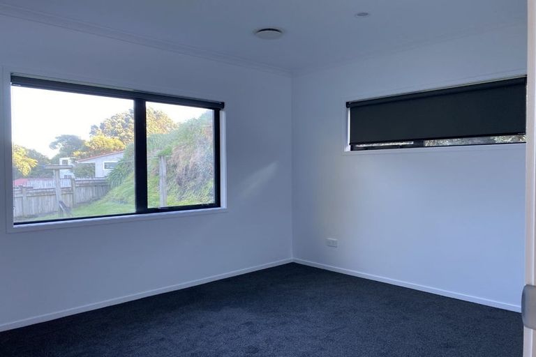 Photo of property in 11 Tahurangi Place, Spotswood, New Plymouth, 4310