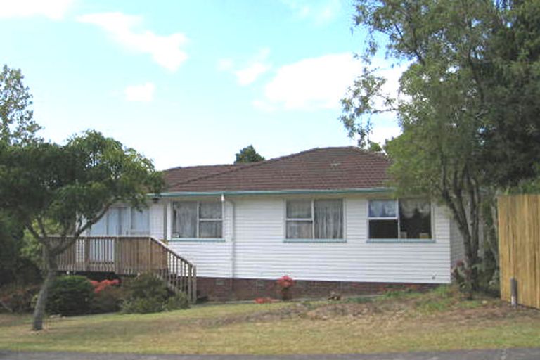 Photo of property in 47 Cockayne Crescent, Sunnynook, Auckland, 0620