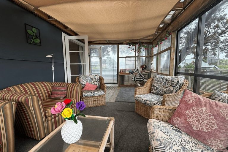 Photo of property in 84 Rua Avenue, Waitarere Beach, Levin, 5510