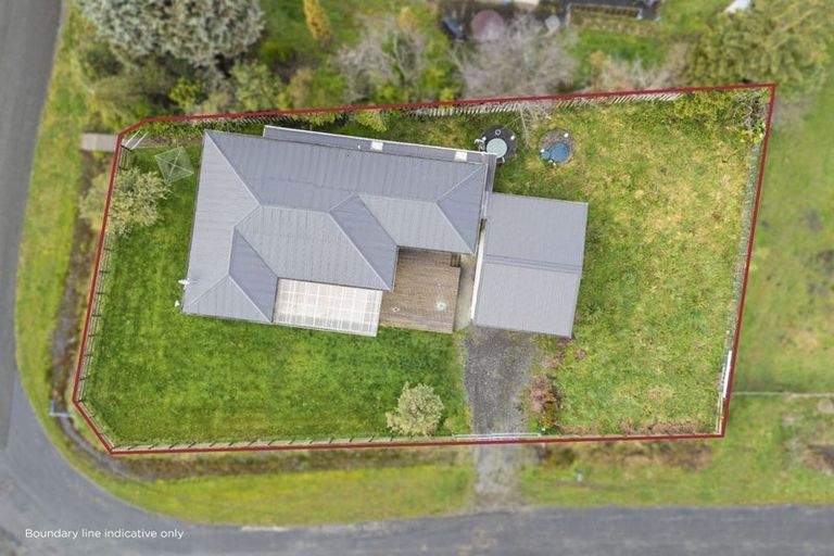 Photo of property in 3 Onslow Street West, Ohingaiti, Kimbolton, 4785