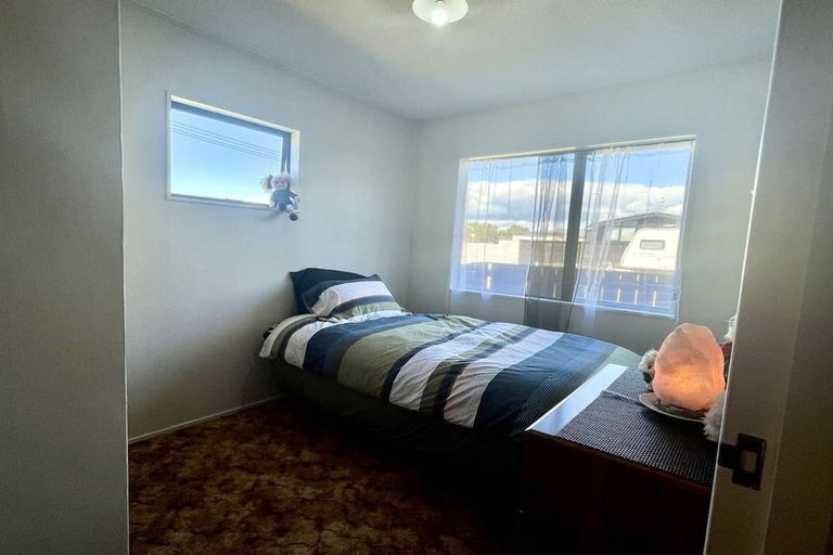 Photo of property in 160 Karewa Parade, Papamoa Beach, Papamoa, 3118