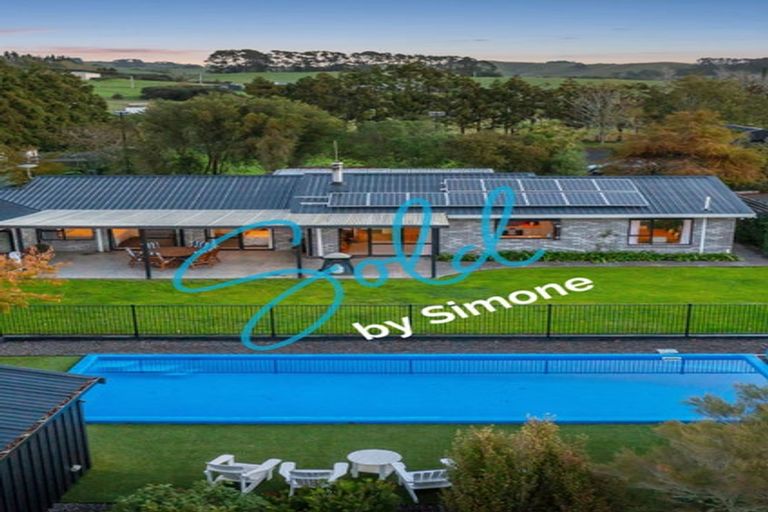 Photo of property in 1343 Kahikatea Flat Road, Kaukapakapa, 0871