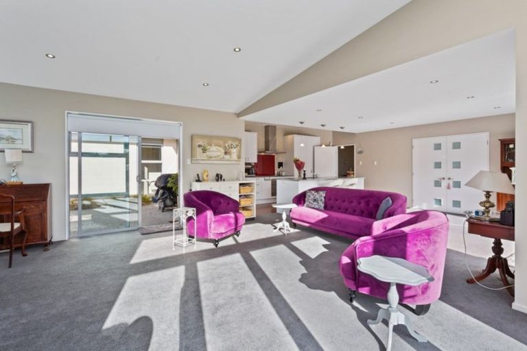 Photo of property in 20 Cedar Place, Rangiora, 7400