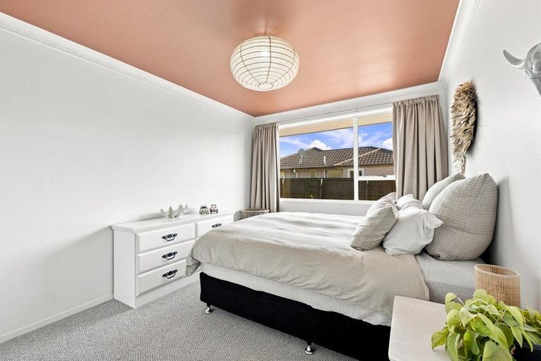 Photo of property in 1/25 Wilsons Road, Saint Martins, Christchurch, 8022