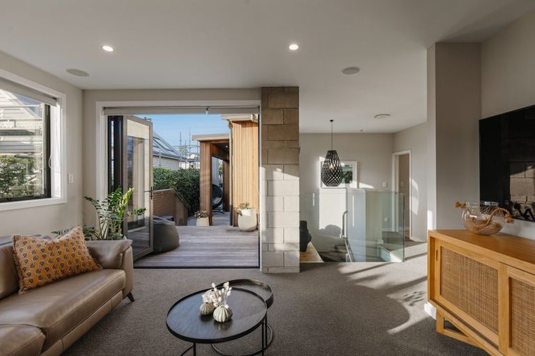 Photo of property in 67 Oceanview Road, Mount Maunganui, 3116