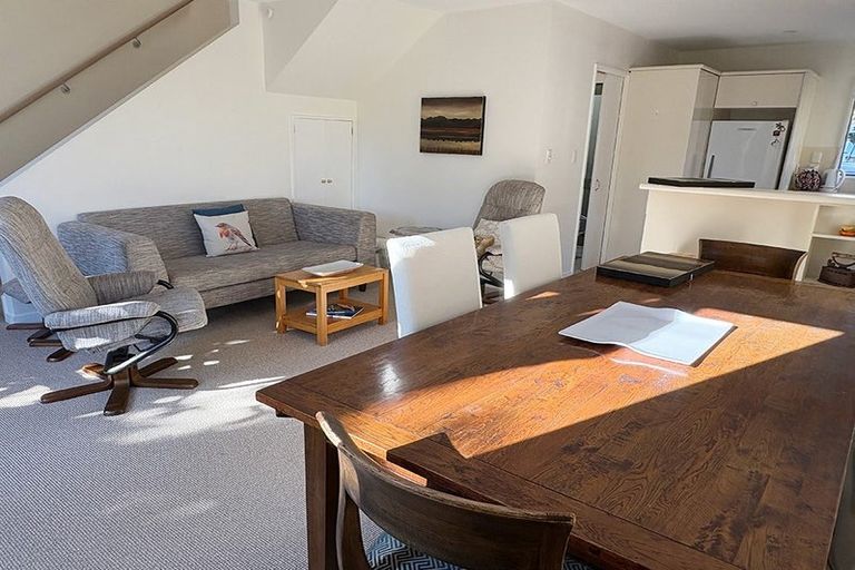 Photo of property in 2/28 Derby Street, St Albans, Christchurch, 8014