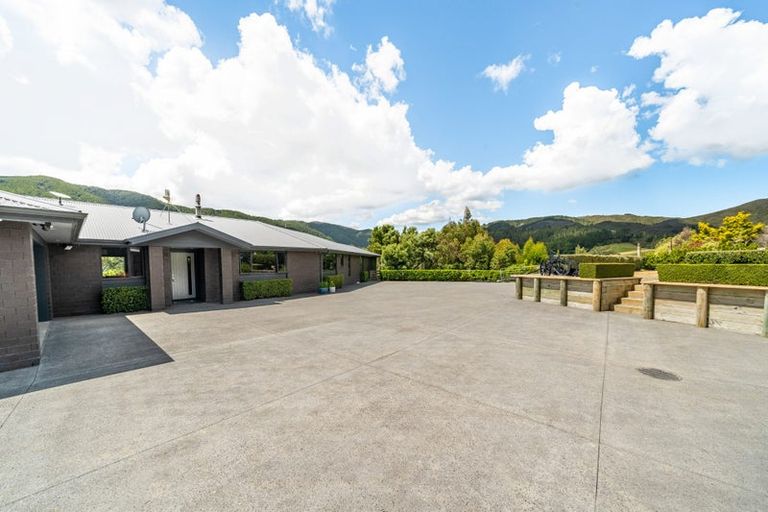 Photo of property in 227 Marchant Road, Kaitoke, Upper Hutt, 5018