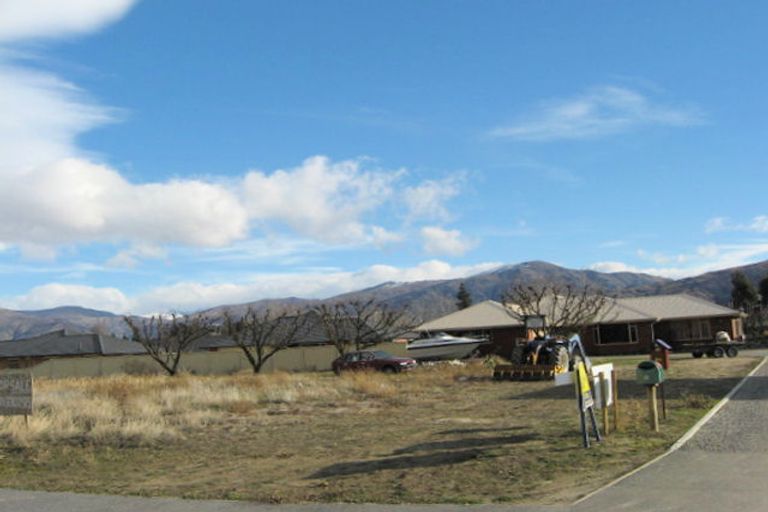 Photo of property in 20 Sunhaven Cove, Cromwell, 9310