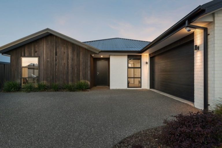 Photo of property in 18 Hillbourne Street, Halswell, Christchurch, 8025