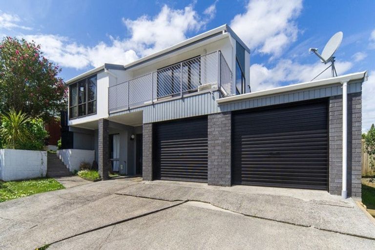 Photo of property in 4 Portree Place, Queenwood, Hamilton, 3210