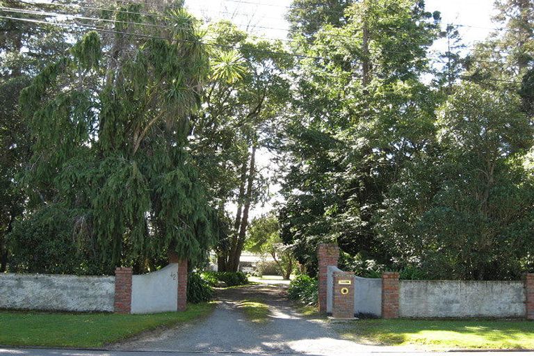 Photo of property in 42 Bond Street, Marton, 4710