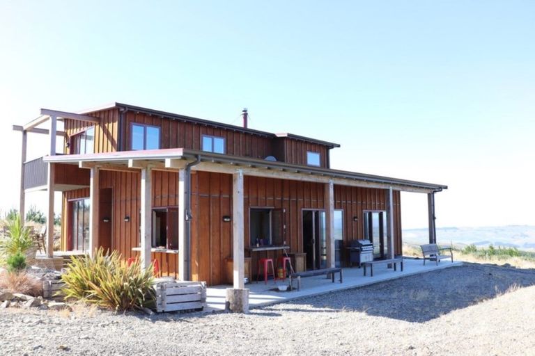 Photo of property in 246 Centrewood Park Road, Waimate, 7977