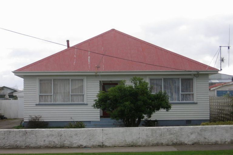 Photo of property in 8 Hokio Beach Road, Levin, 5510