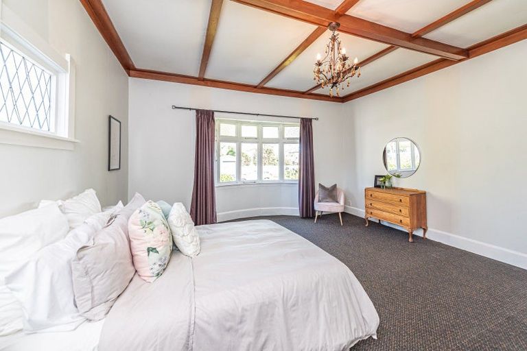 Photo of property in 2 Godwin Crescent, College Estate, Whanganui, 4500