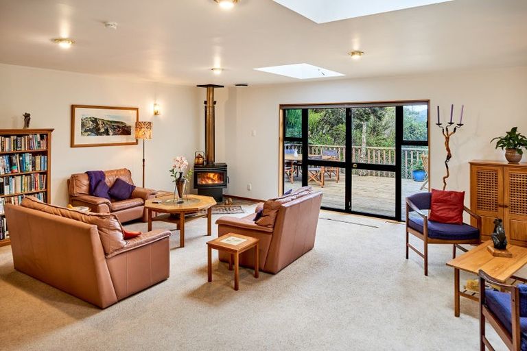 Photo of property in 23d Kennedy Grove, Stokes Valley, Lower Hutt, 5019