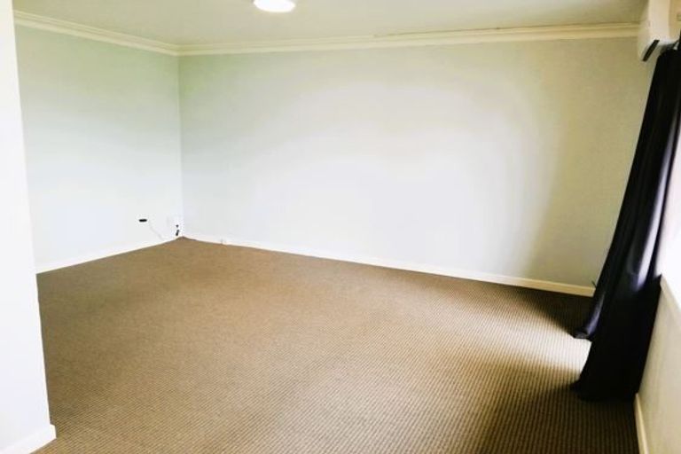 Photo of property in 4/162 Onewa Road, Northcote, Auckland, 0627
