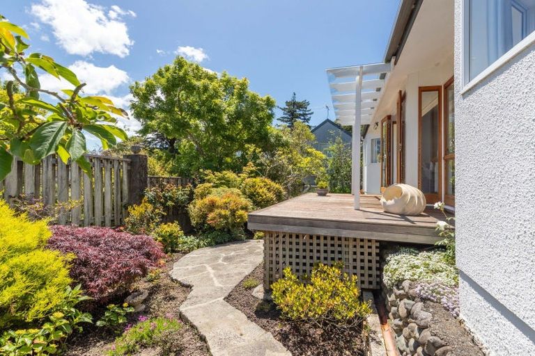 Photo of property in 20a Chatsworth Road, Silverstream, Upper Hutt, 5019