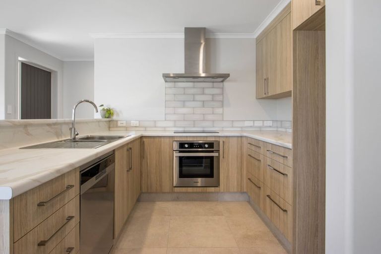 Photo of property in 13 Eastbank Drive, Katikati, 3129