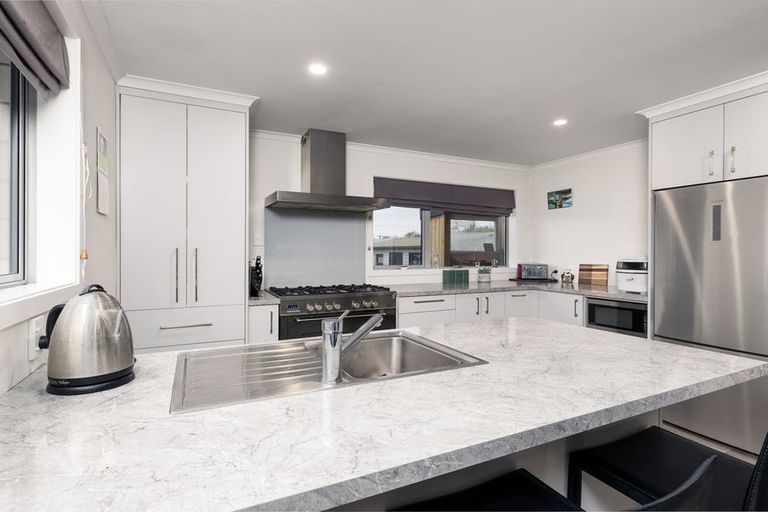 Photo of property in 25 Smith Street, Waimate, 7924