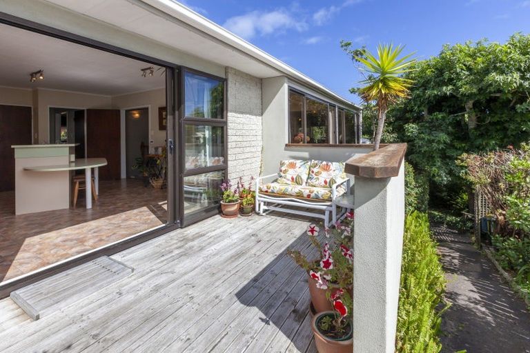 Photo of property in 19 Dale Road, Raumati South, Paraparaumu, 5032