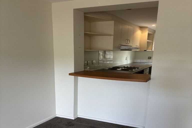 Photo of property in The Grange, 7/92 Bush Road, Albany, Auckland, 0632