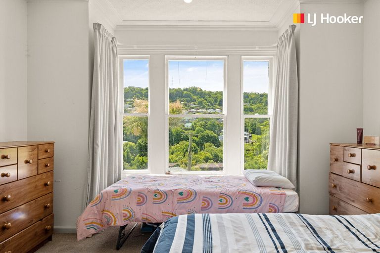 Photo of property in 425 South Road, Caversham, Dunedin, 9012