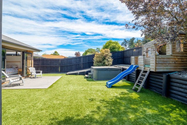 Photo of property in 20 Falconridge Place, Shirley, Christchurch, 8061