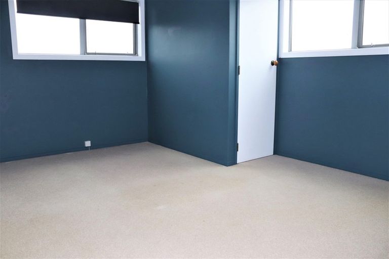 Photo of property in 7a Litchfield Place, Clarks Beach, 2122