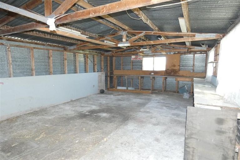 Photo of property in 16 Mail Avenue, Weymouth, Auckland, 2103