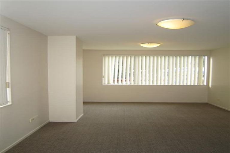 Photo of property in 36/19p Bute Road, Browns Bay, Auckland, 0630