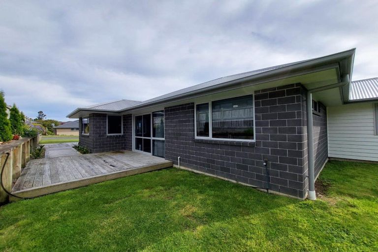 Photo of property in 61 Cyrus Street, Whalers Gate, New Plymouth, 4310