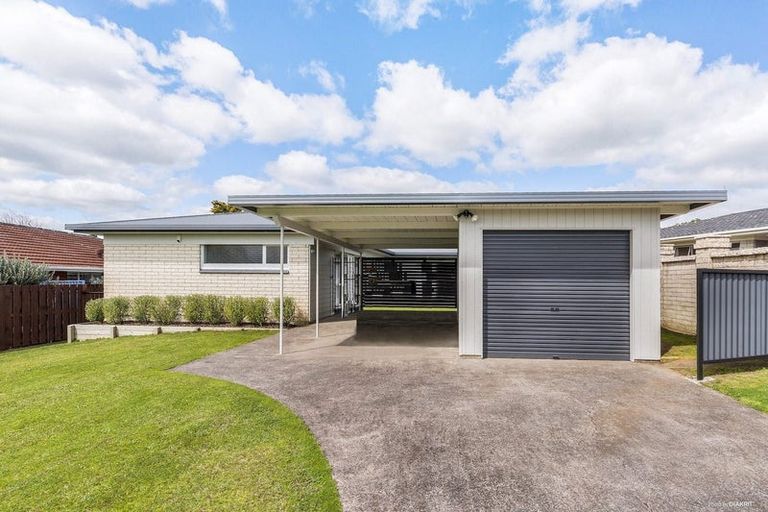 Photo of property in 6 Lakeside Drive, Pahurehure, Papakura, 2113