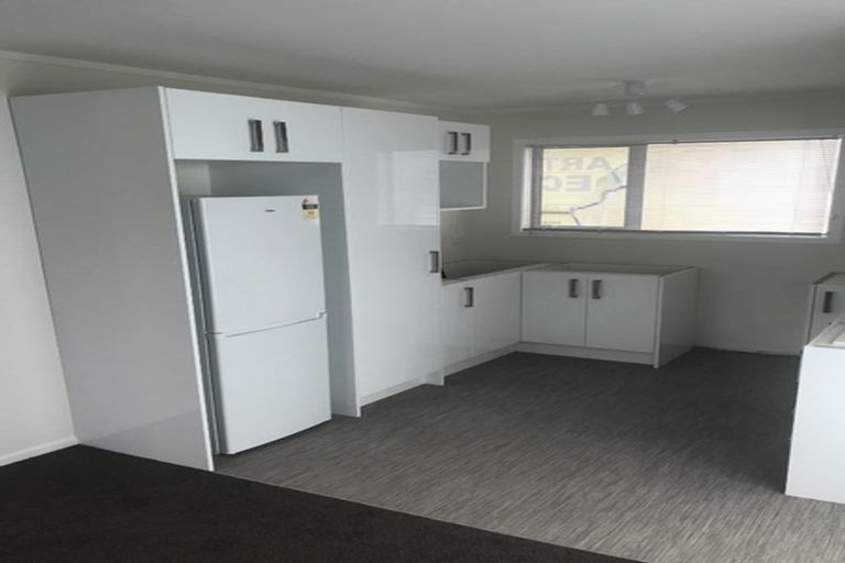 Photo of property in 49 Chartwell Drive, Crofton Downs, Wellington, 6035