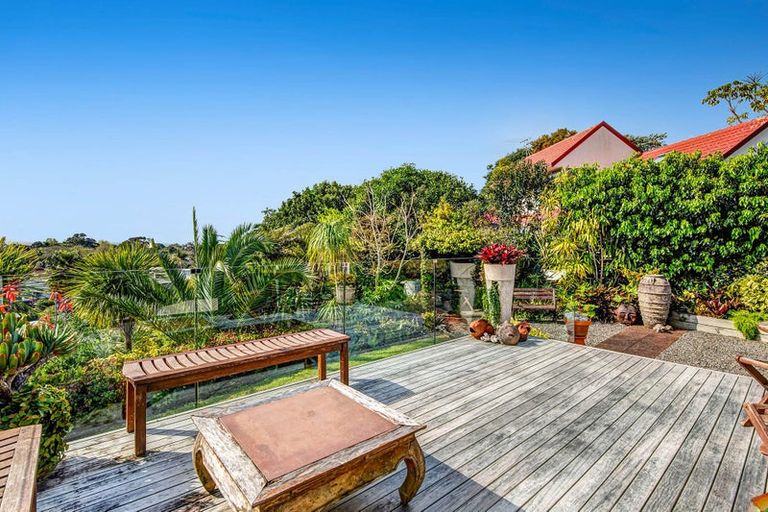 Photo of property in 39 Zealandia Road, Manly, Whangaparaoa, 0930