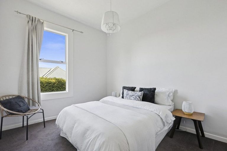 Photo of property in 17 Carnarvon Street, Belleknowes, Dunedin, 9011