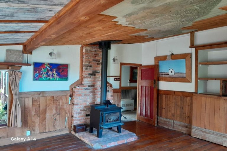 Photo of property in 51 Ellesmere Street, Ravensbourne, Dunedin, 9022