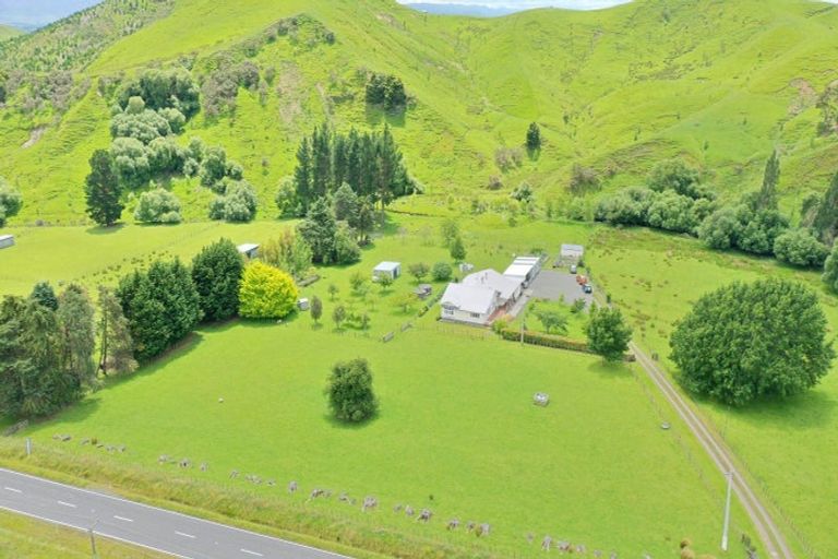 Photo of property in 709 Weber Road, Waitahora, Dannevirke, 4971