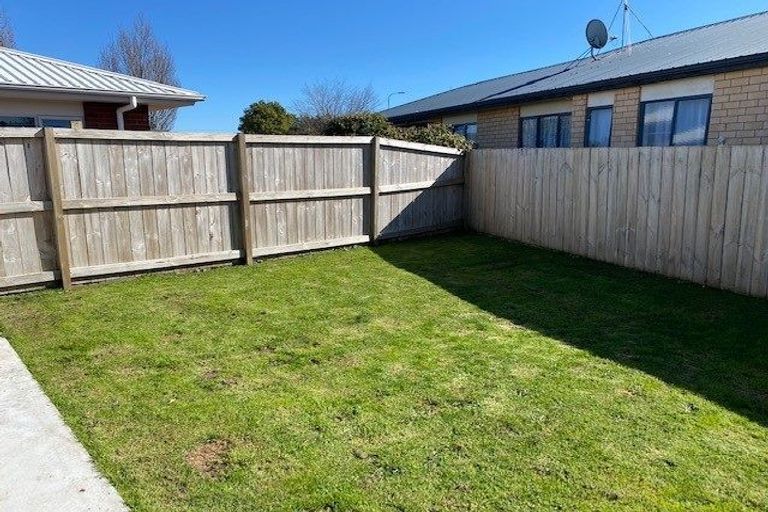 Photo of property in 48 Catalina Drive, Melville, Hamilton, 3206