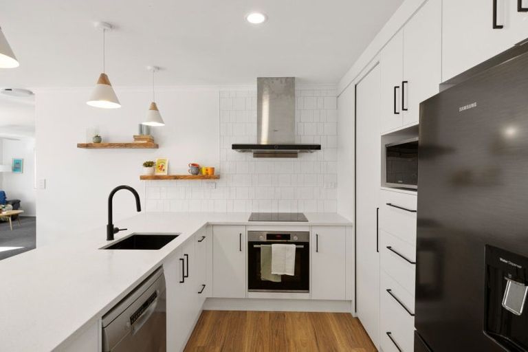 Photo of property in 5 Montrose Place, Pyes Pa, Tauranga, 3112