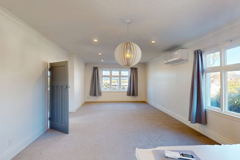 Photo of property in 19 Chelwood Street, Takaro, Palmerston North, 4412