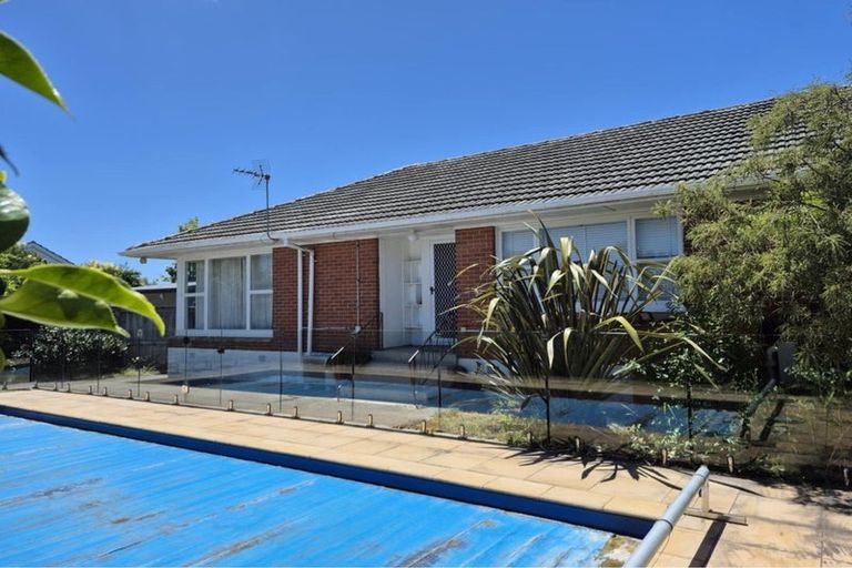 Photo of property in 2/36 Mcintyre Road, Mangere Bridge, Auckland, 2022