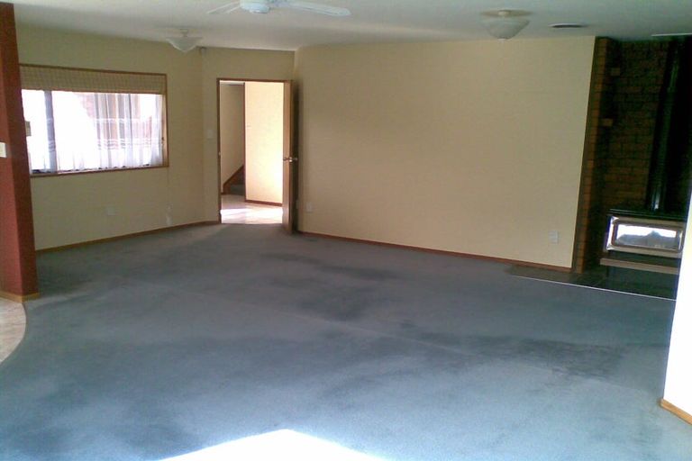 Photo of property in 9a Sequoia Place, Parklands, Christchurch, 8083