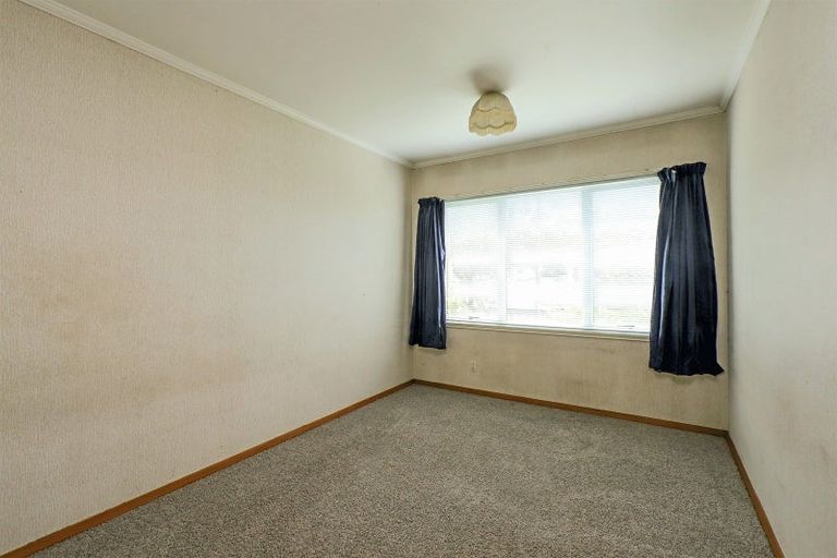 Photo of property in 33 Wycliffe Street, Onekawa, Napier, 4110