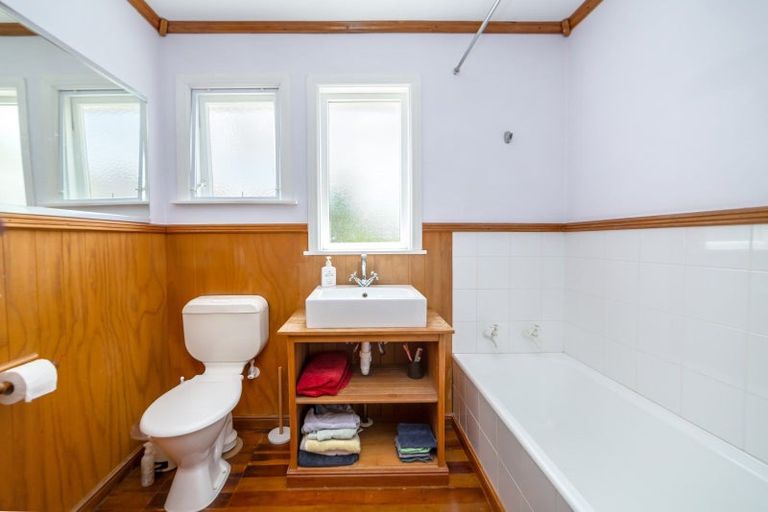 Photo of property in 21 Hupenui Road, Ahikouka, Greytown, 5794