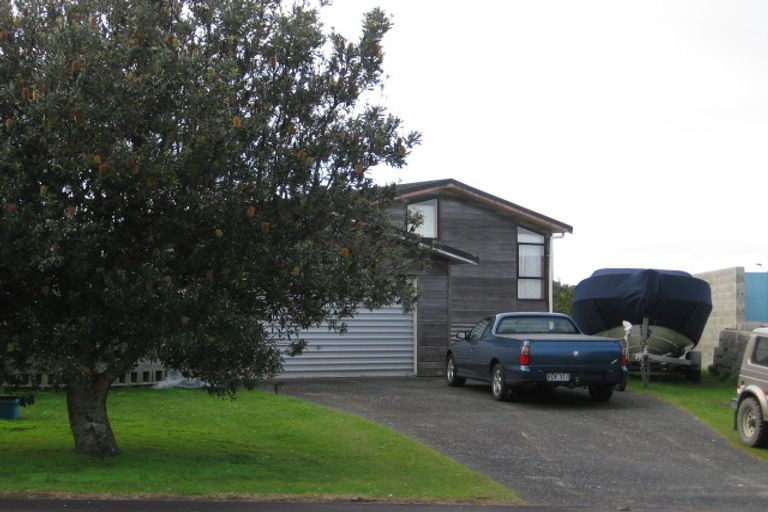 Photo of property in 27 Blue Bell Parade, Omaha, Warkworth, 0986